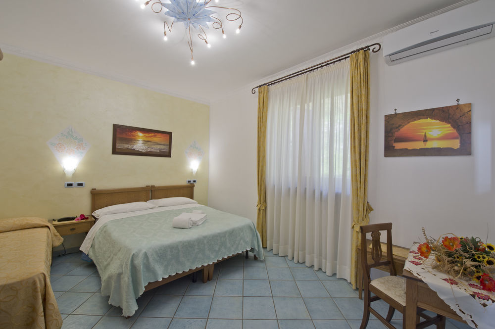 Отель Agriturismo Mare E Monti Аджерола Экстерьер фото
