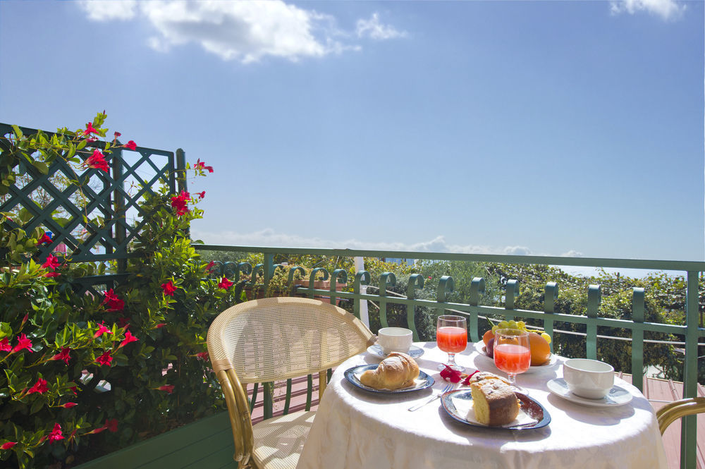Отель Agriturismo Mare E Monti Аджерола Экстерьер фото